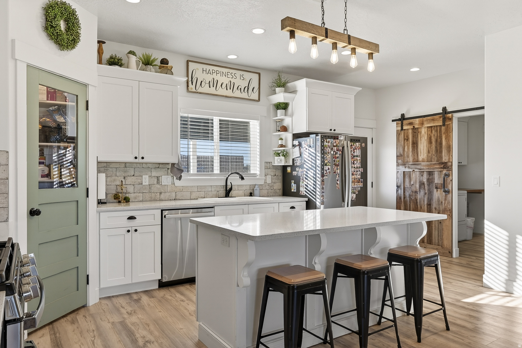 GARDEN PARK ESTATES - Residential