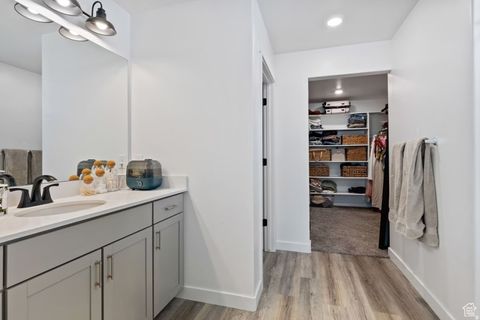 Tiny photo for 1323 S RAINTREE LN, Santaquin, UT 84655 (MLS # 2148862)