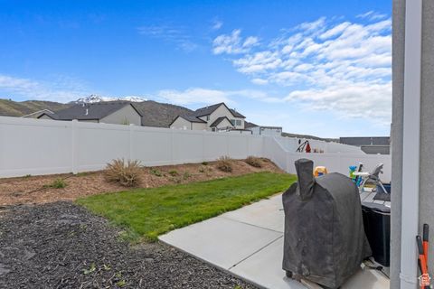 Tiny photo for 1323 S RAINTREE LN, Santaquin, UT 84655 (MLS # 2148862)