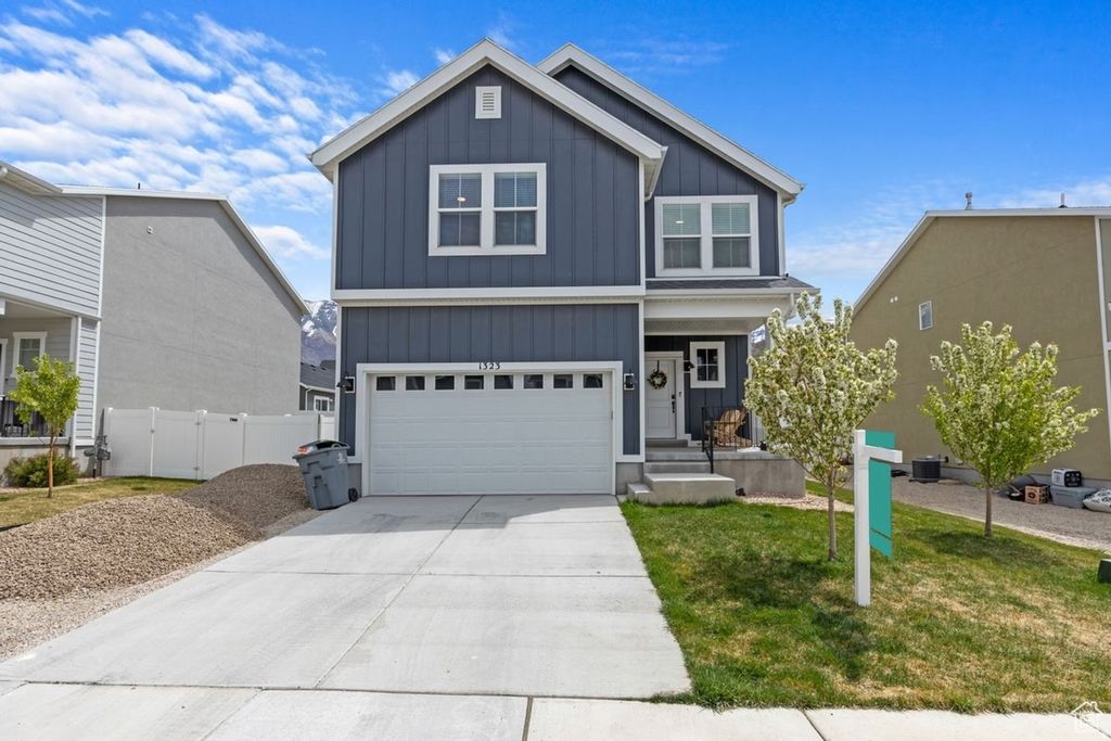 Photo of 1323 S RAINTREE LN, Santaquin, UT 84655 (MLS # 2148862)