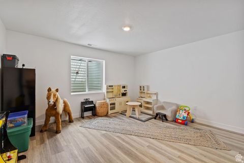 Tiny photo for 1323 S RAINTREE LN, Santaquin, UT 84655 (MLS # 2148862)