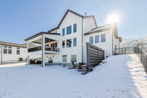 Tiny photo for 4862 W RIDGE ROCK CIR S, Herriman, UT 84096 (MLS # 2130864)