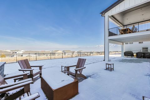 Tiny photo for 4862 W RIDGE ROCK CIR S, Herriman, UT 84096 (MLS # 2130864)