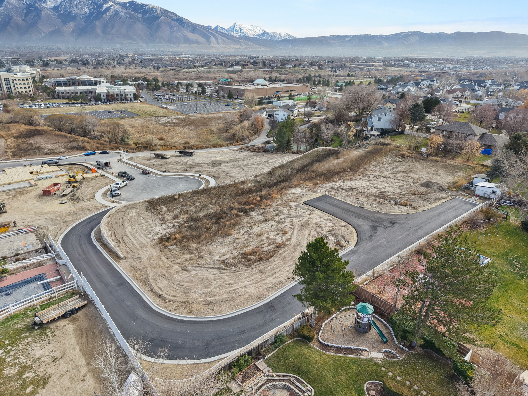 KINGS LANDING - Land