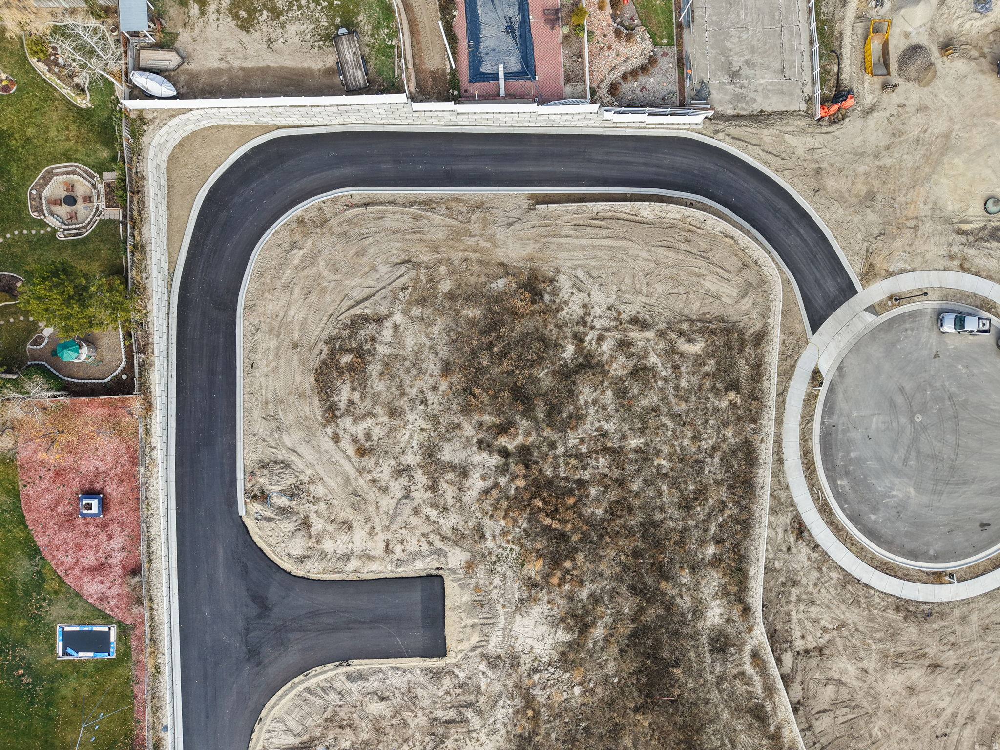 KINGS LANDING - Land