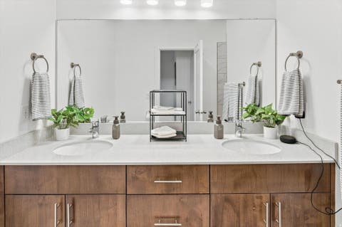 Tiny photo for 467 W 2200 N, Layton, UT 84041 (MLS # 2179560)