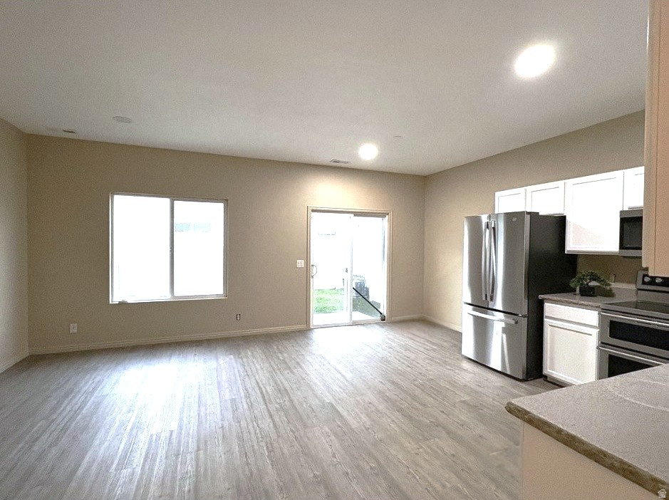 RED OAKS VILLAGE - Residential