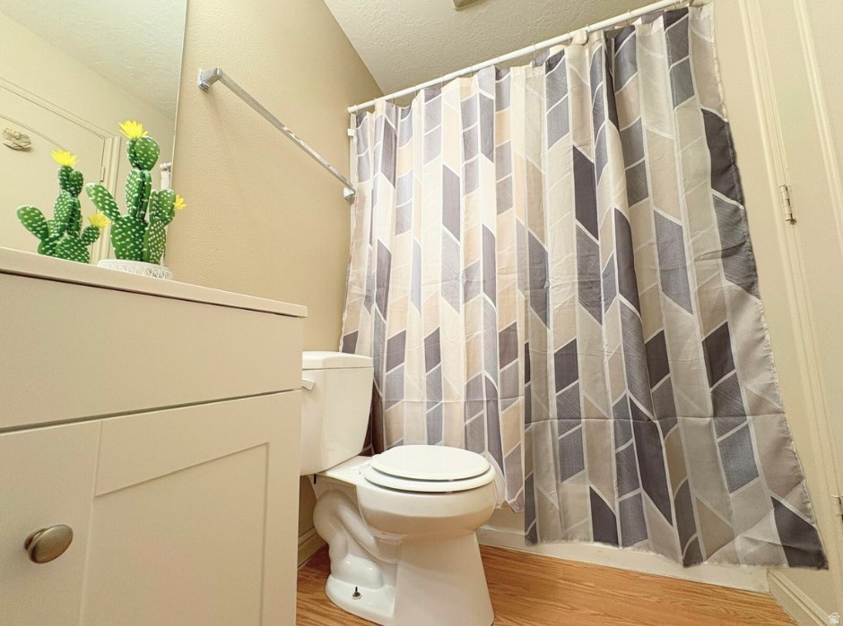 RED OAKS VILLAGE - Residential