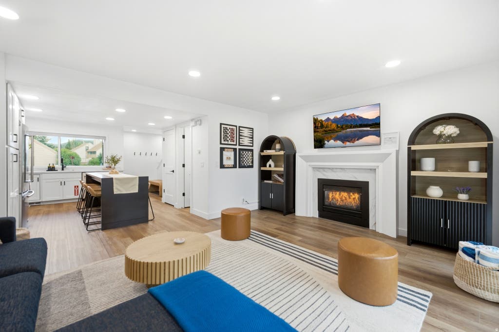 Photo of 67 VANTAGE CT, Park City, UT 84060 (MLS # 2170121)