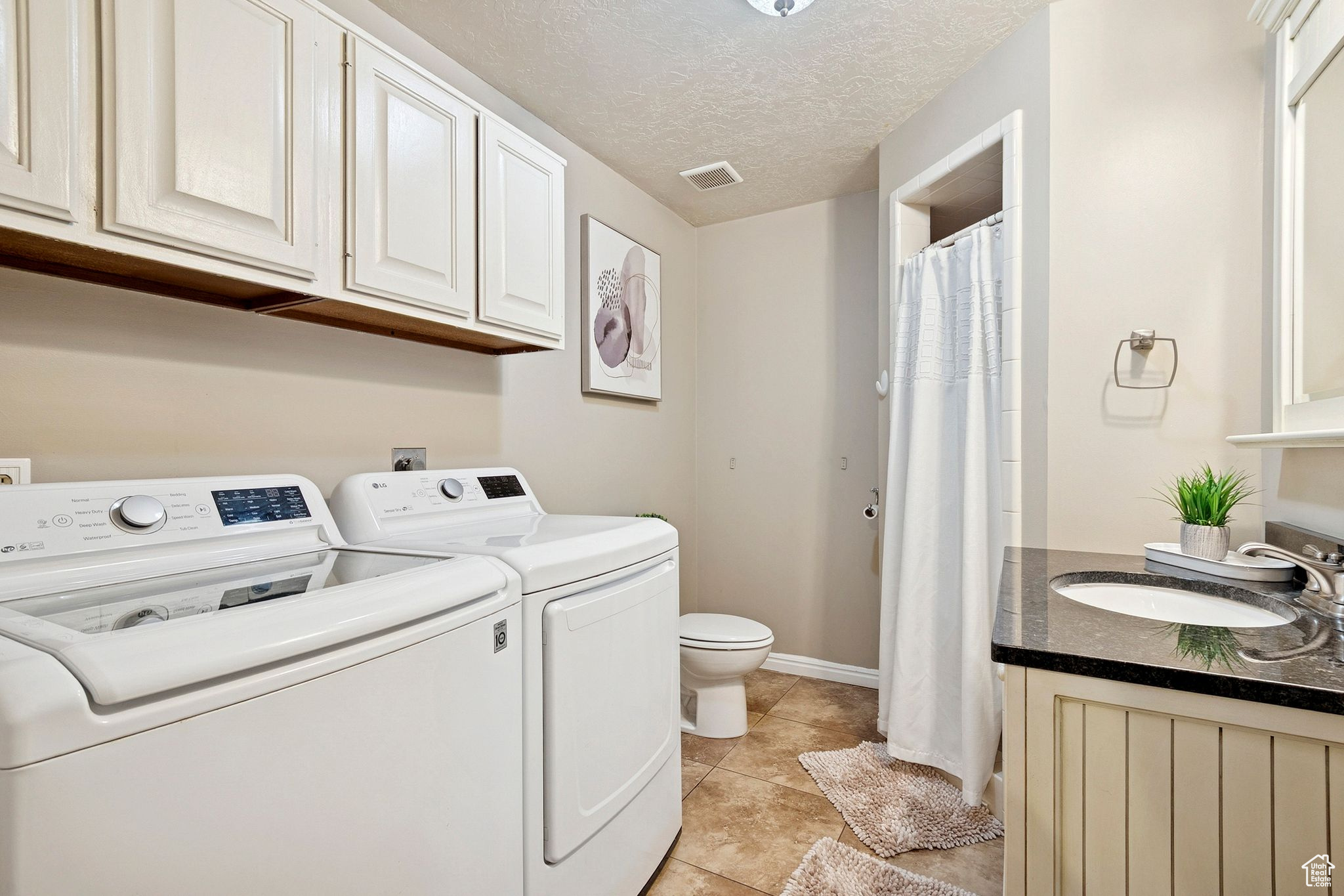 QUAIL POINT NO 1 - Residential