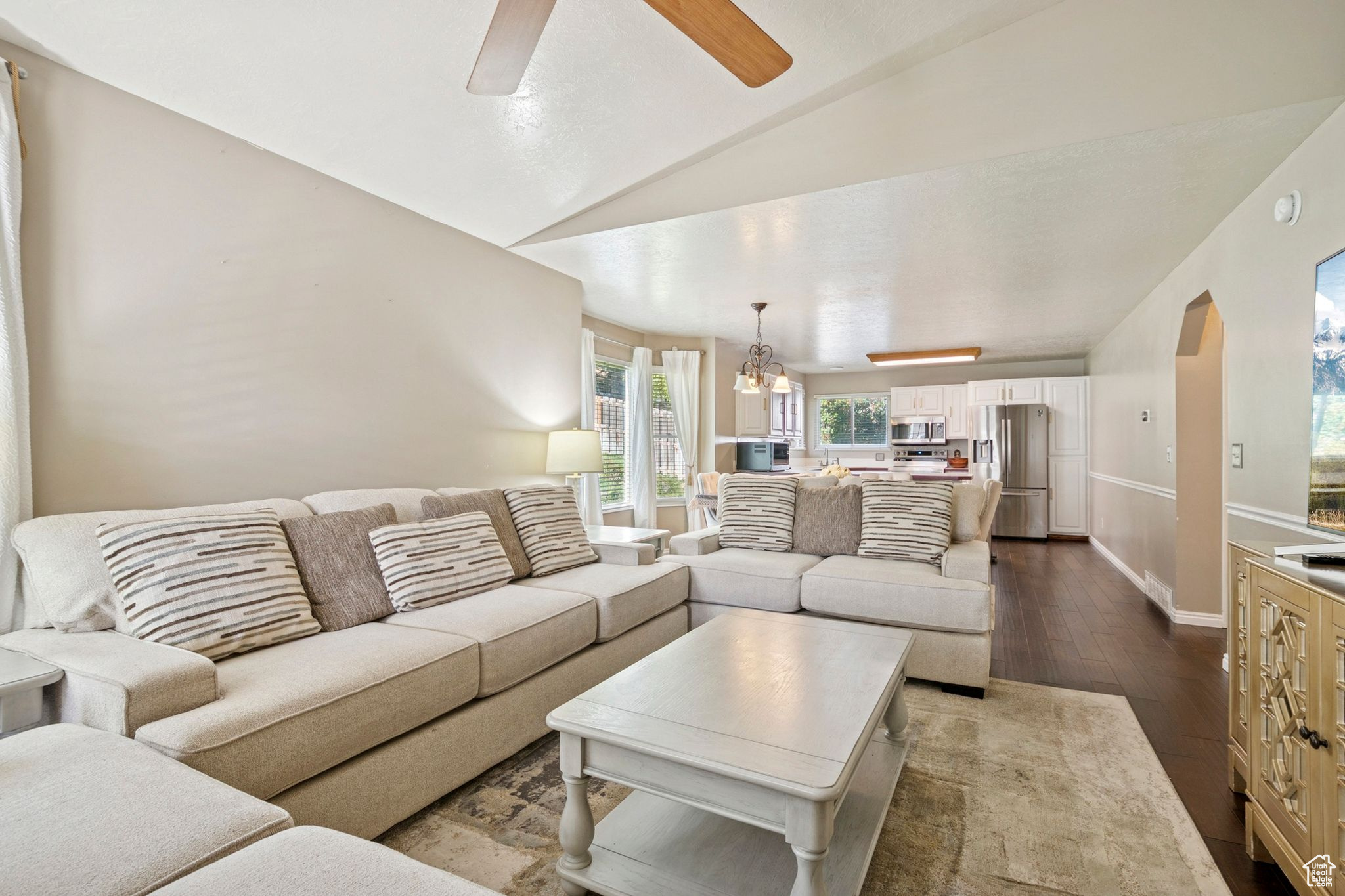 QUAIL POINT NO 1 - Residential