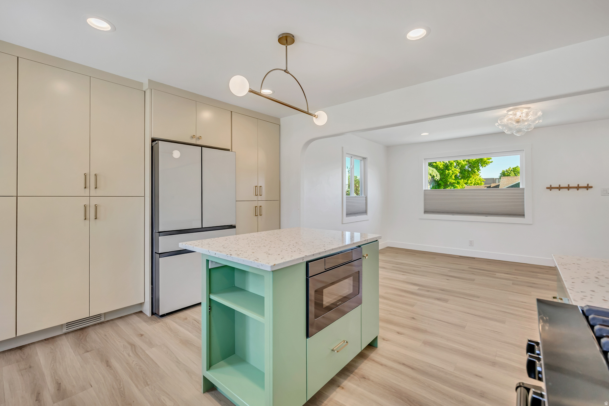 MADISON ACRES - Residential