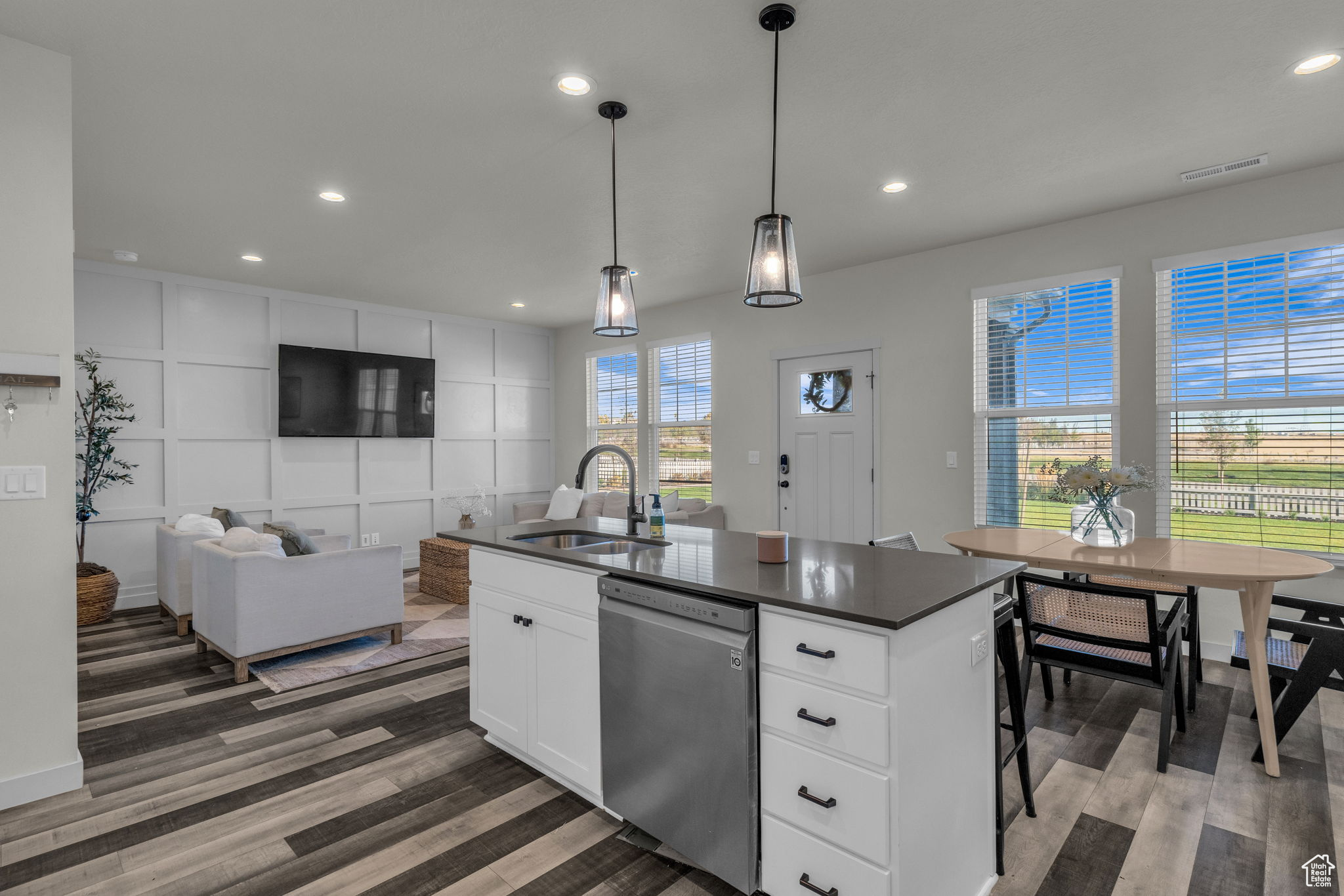 DAYBREAK HIGHLAND PARK - Residential