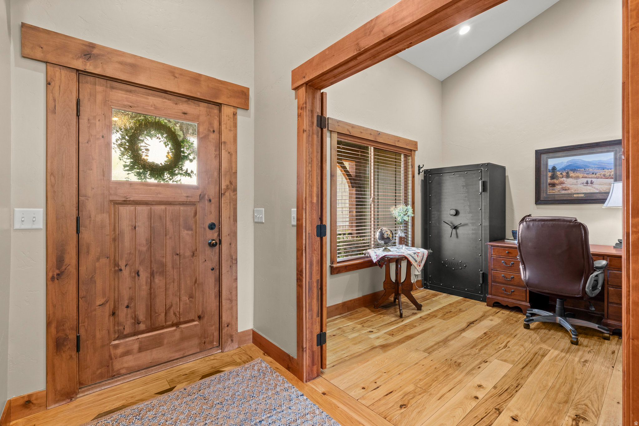 EAST HILLS - Residential