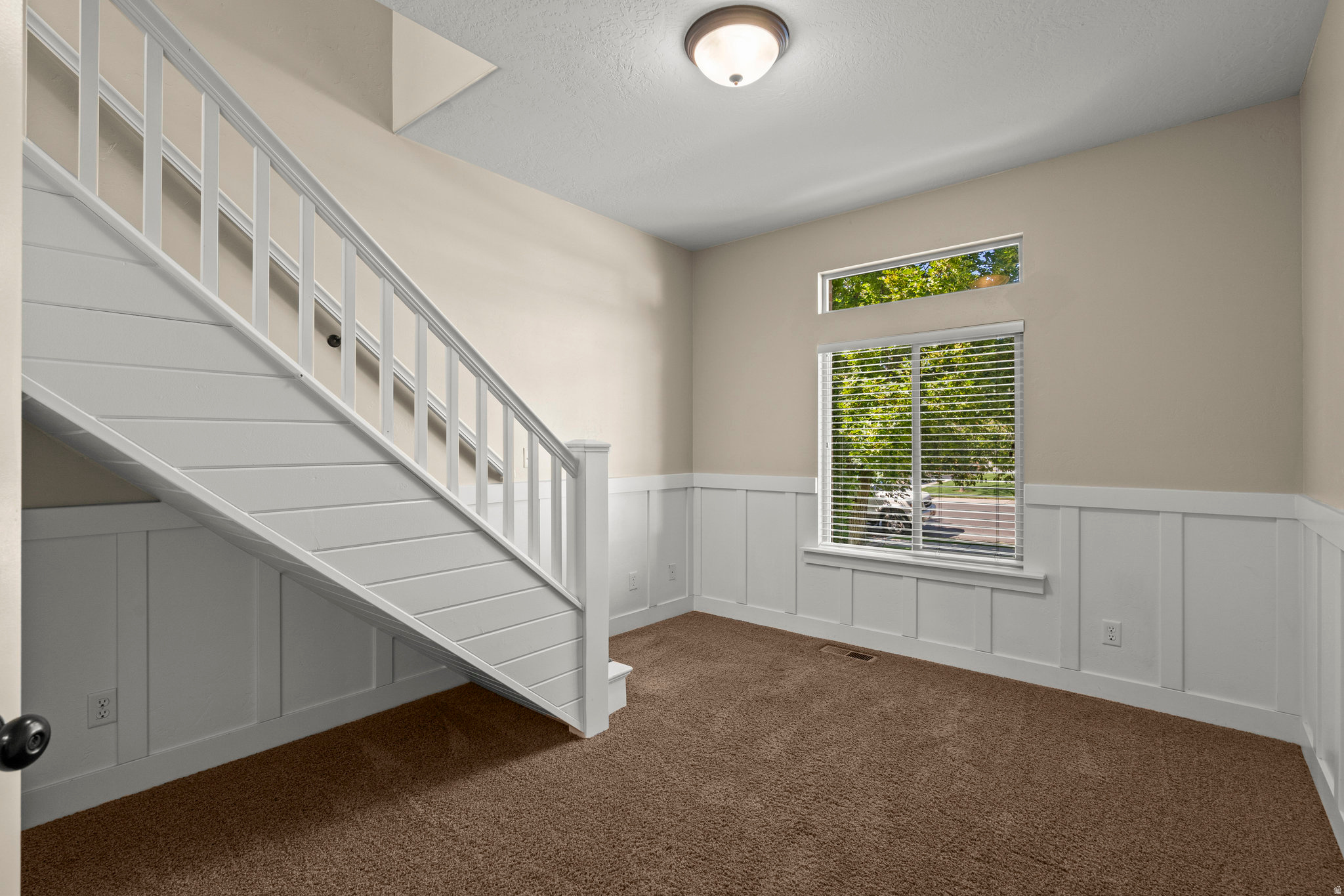 EAST HILLS - Residential