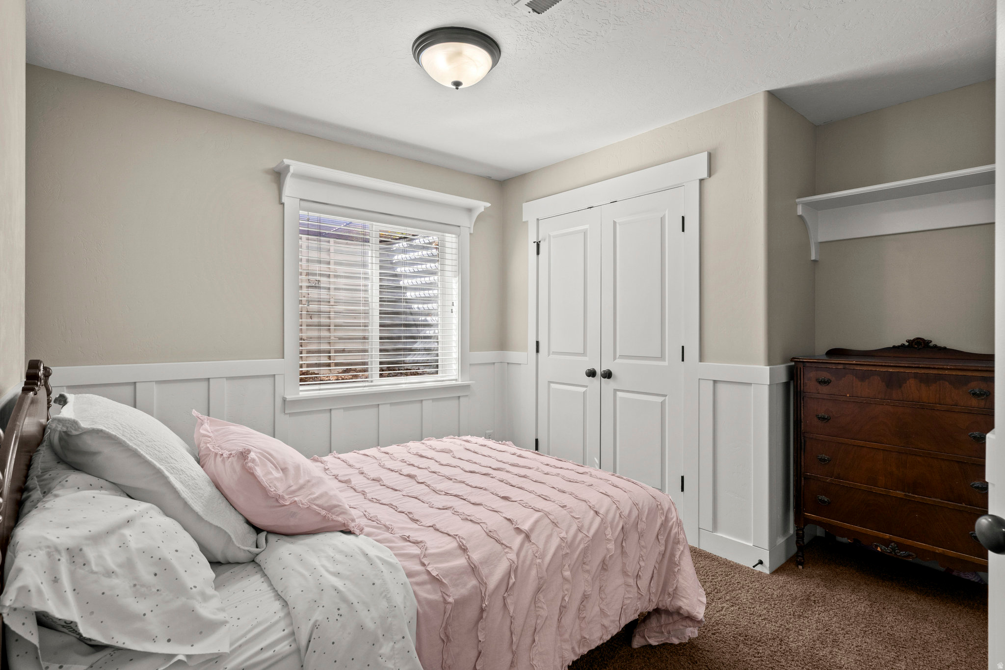 EAST HILLS - Residential