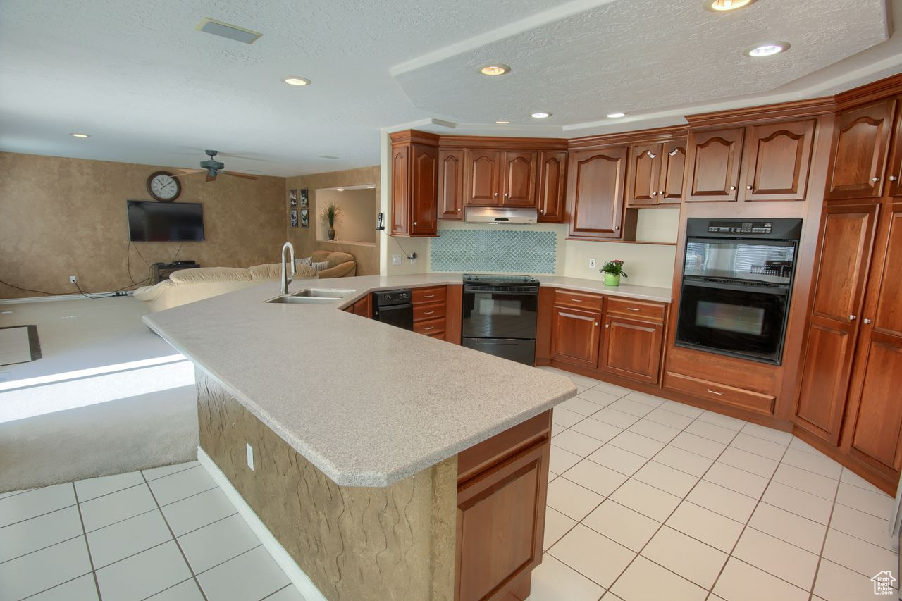 SOUTH MOUNTAIN - Residential