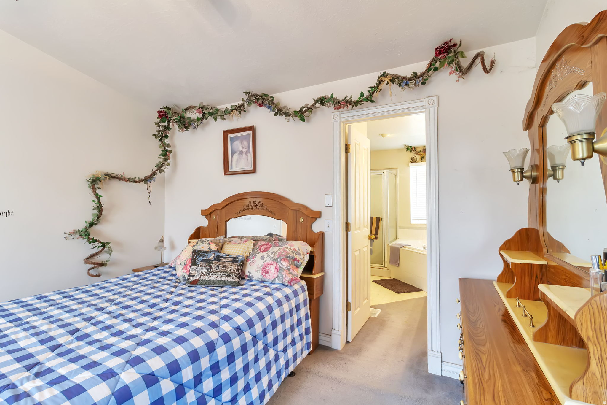 REGAL COUNTRY ESTATES - Residential