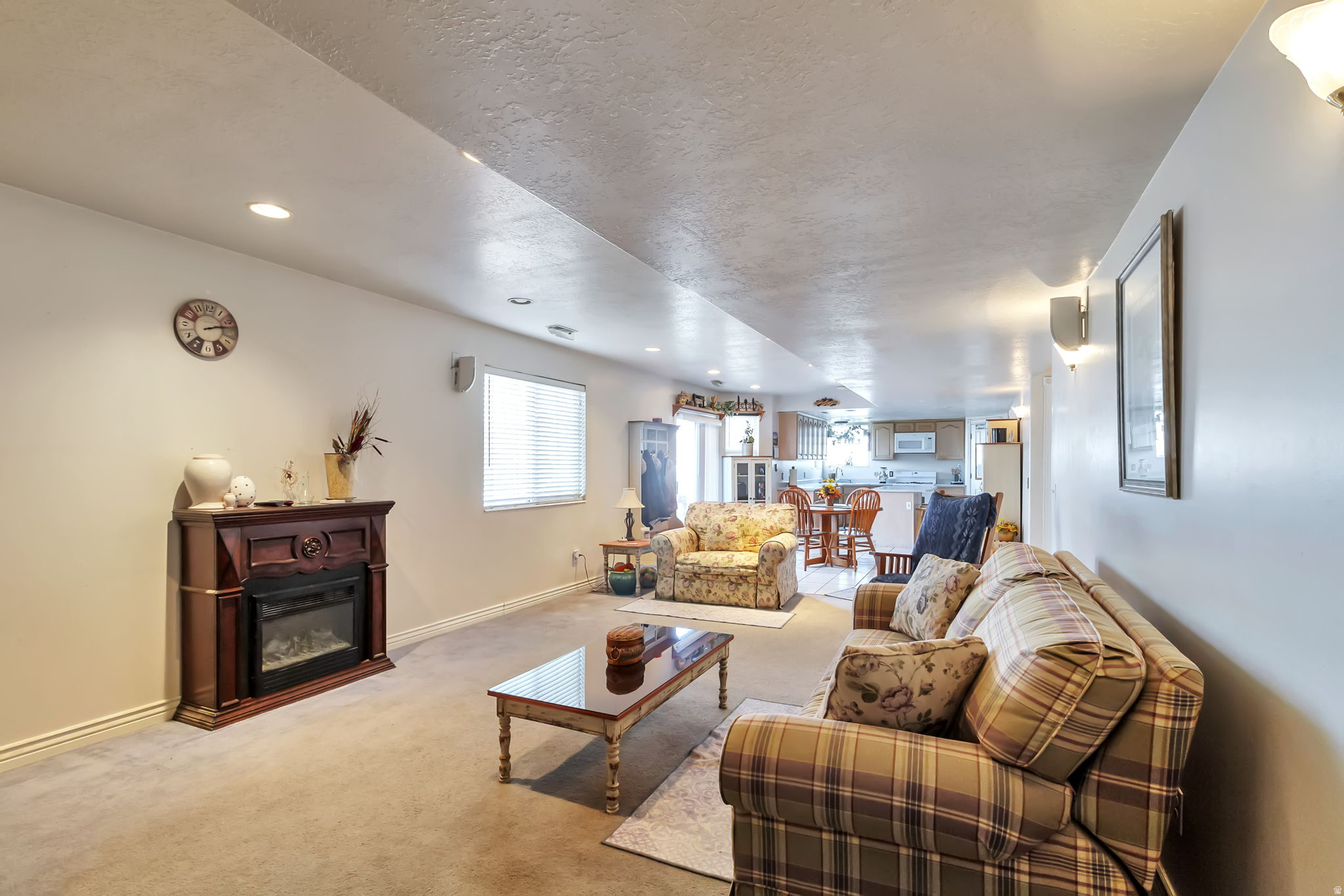 REGAL COUNTRY ESTATES - Residential