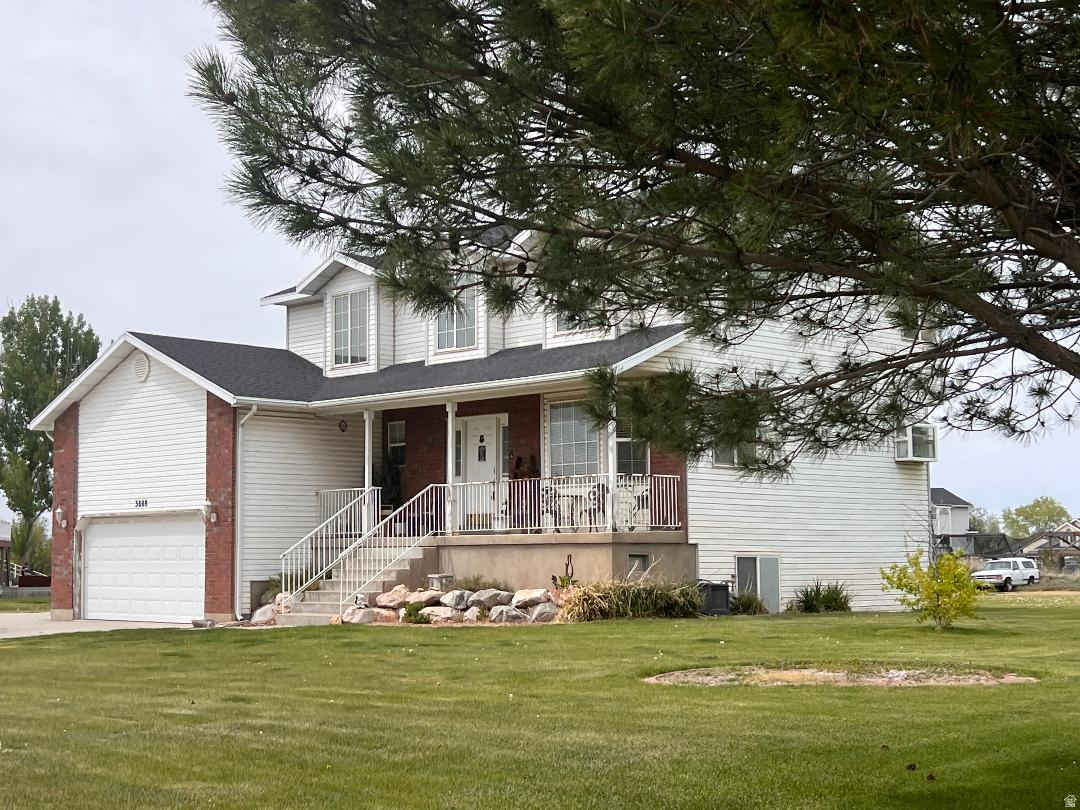 REGAL COUNTRY ESTATES - Residential