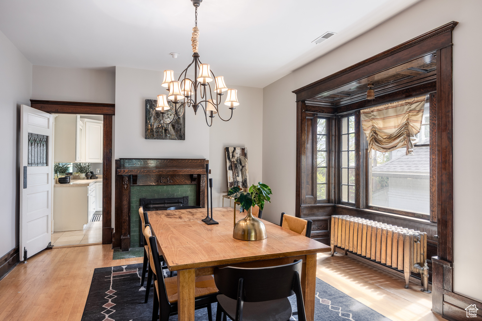 AVENUES - Residential