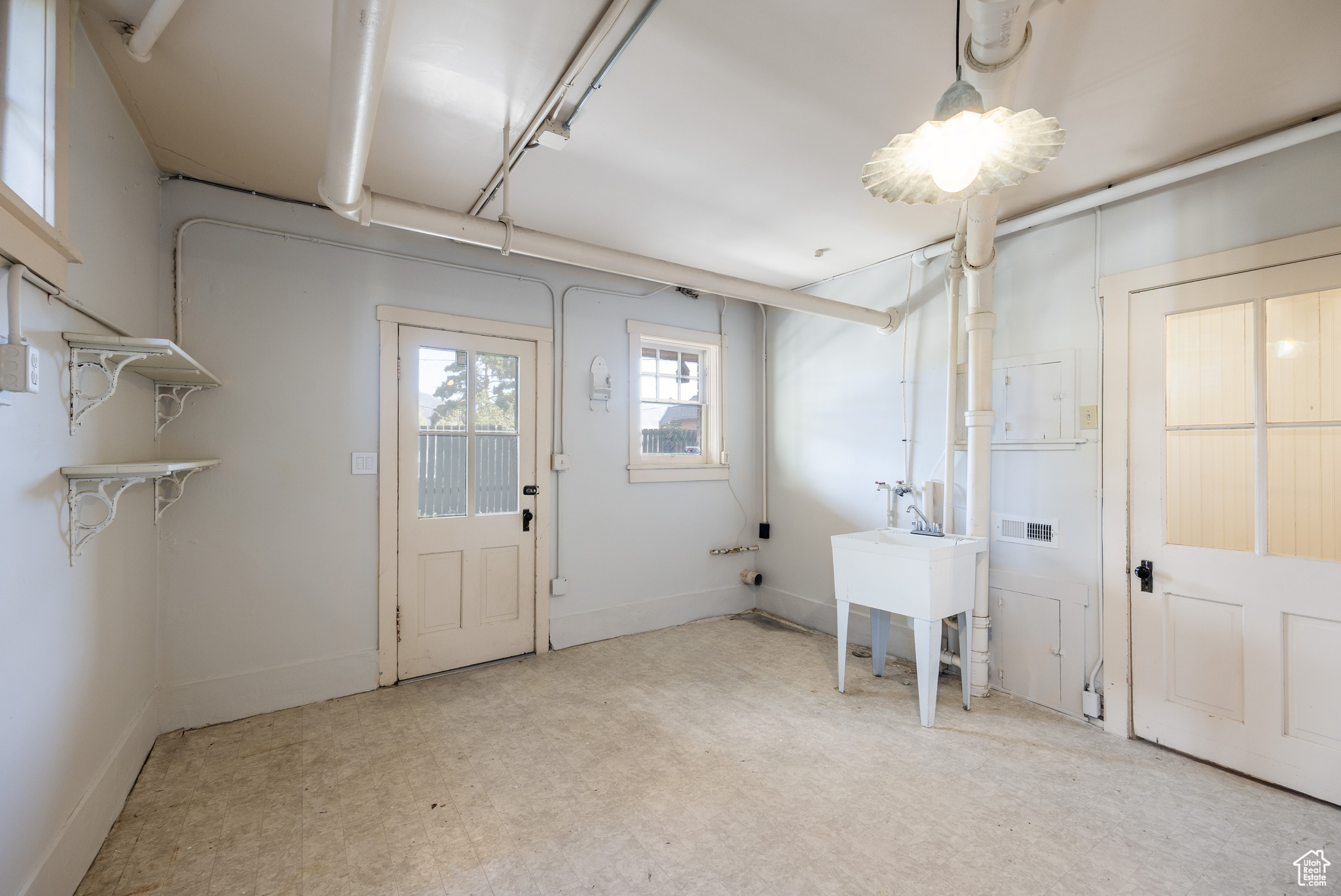 AVENUES - Residential