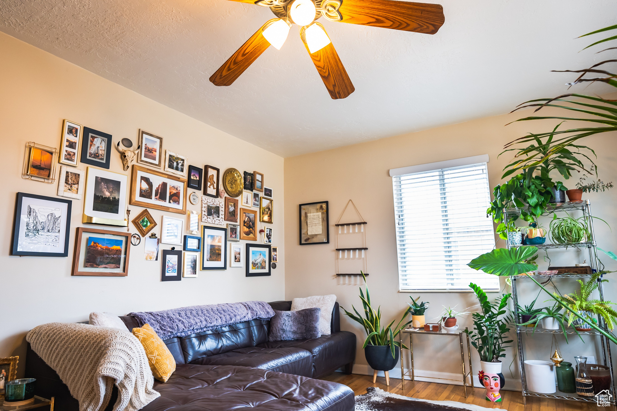 HIGHLAND PARK - Residential Income