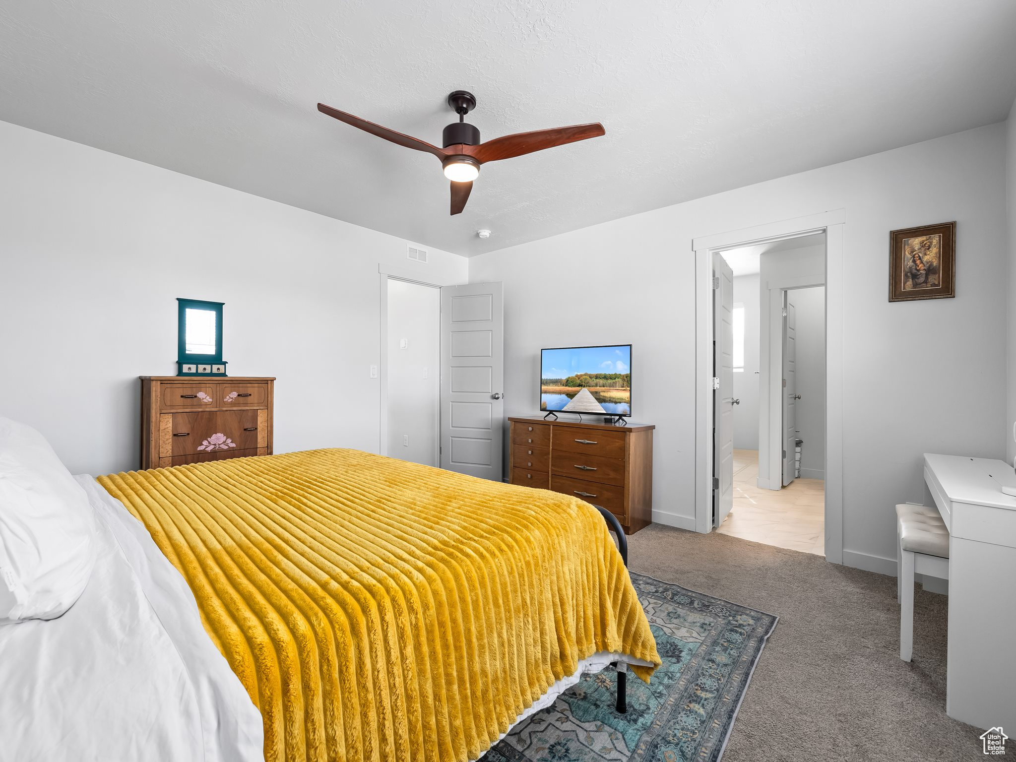 OVERLAND - Residential