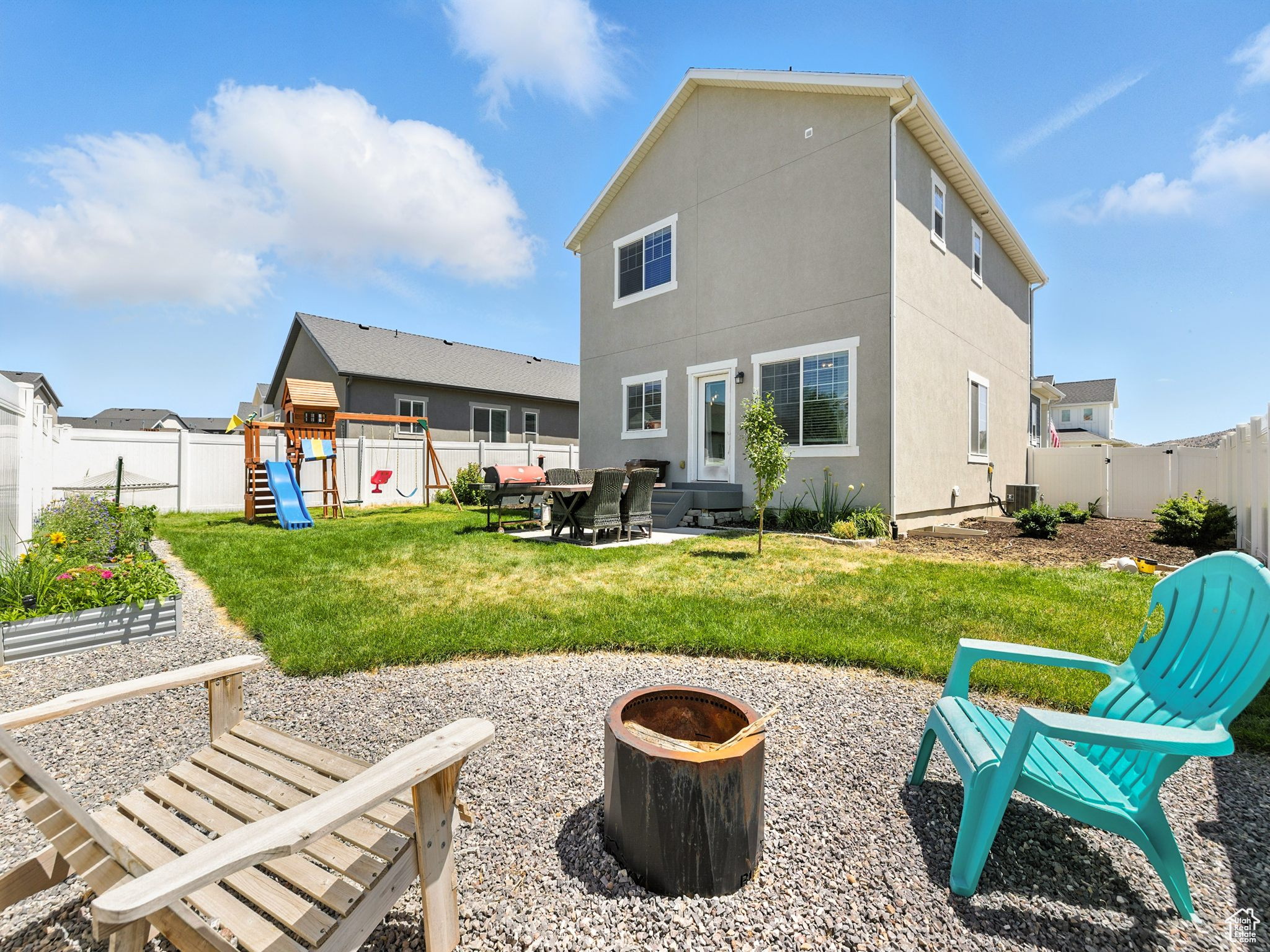 OVERLAND - Residential