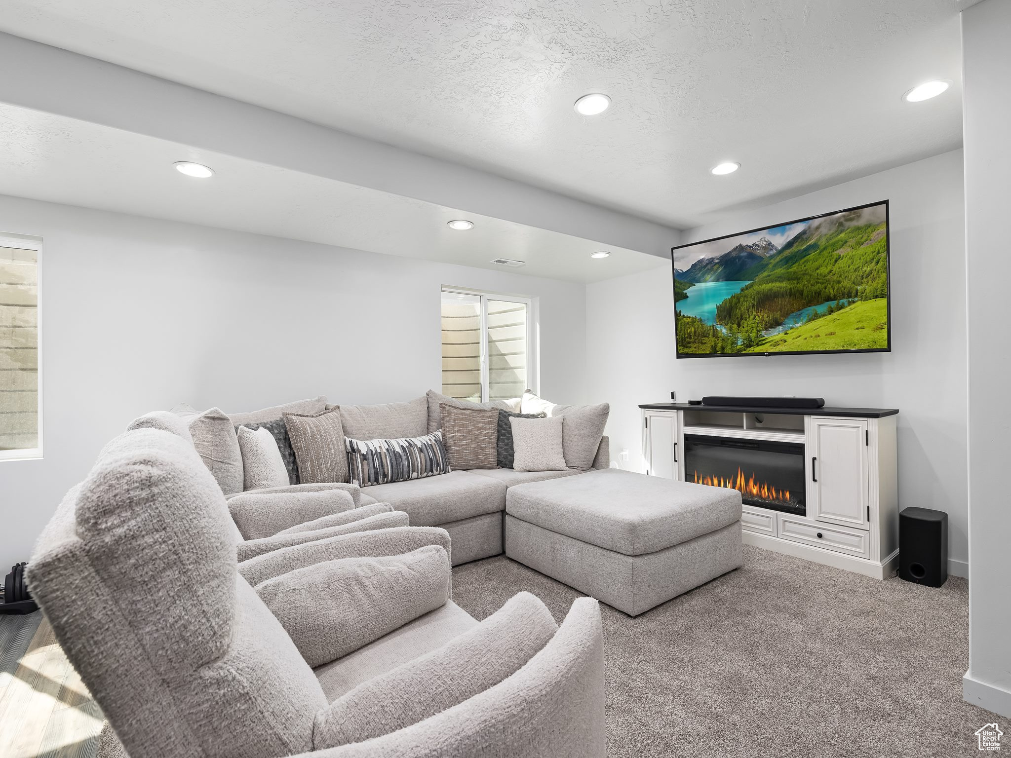 OVERLAND - Residential