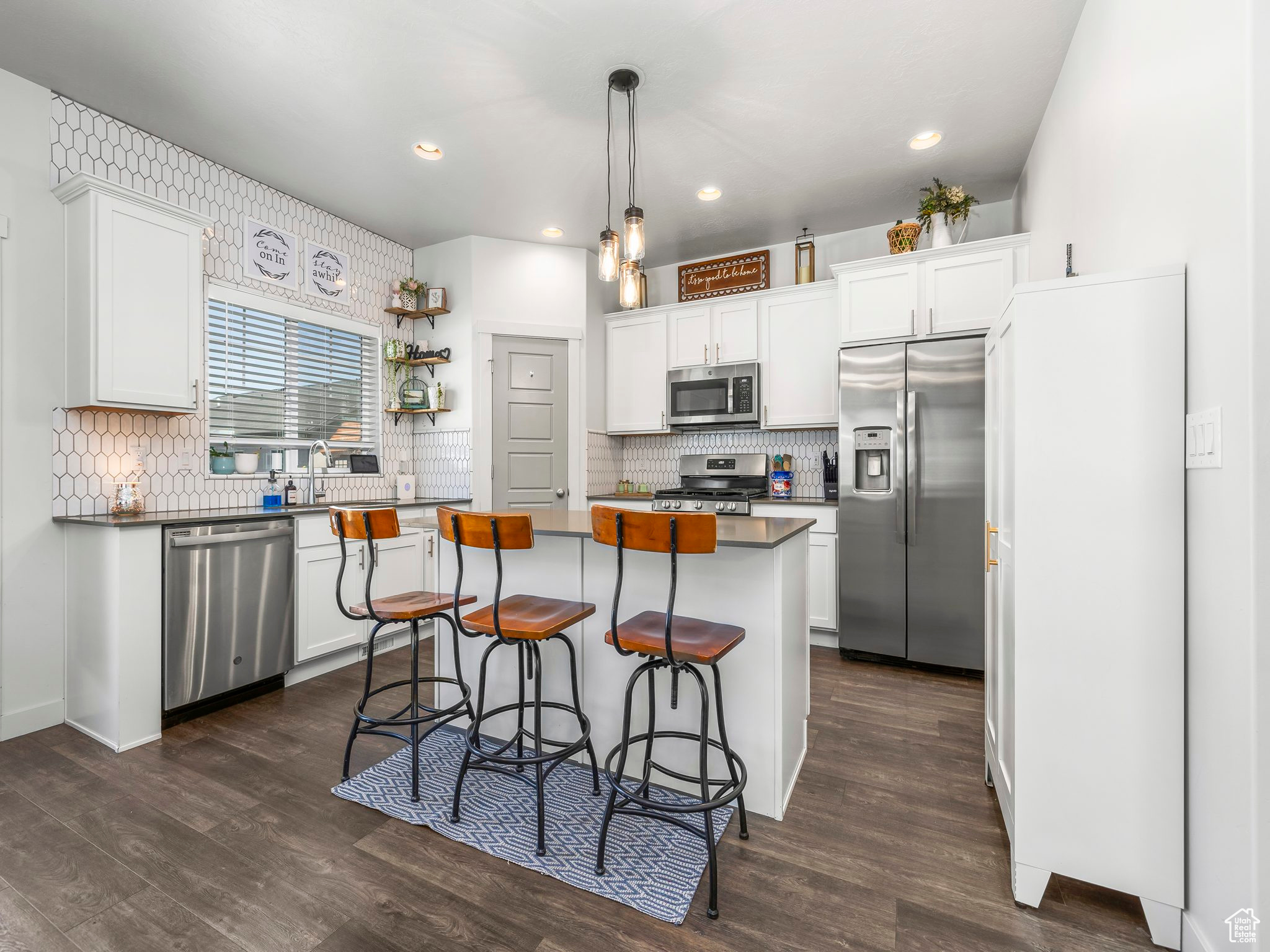 OVERLAND - Residential