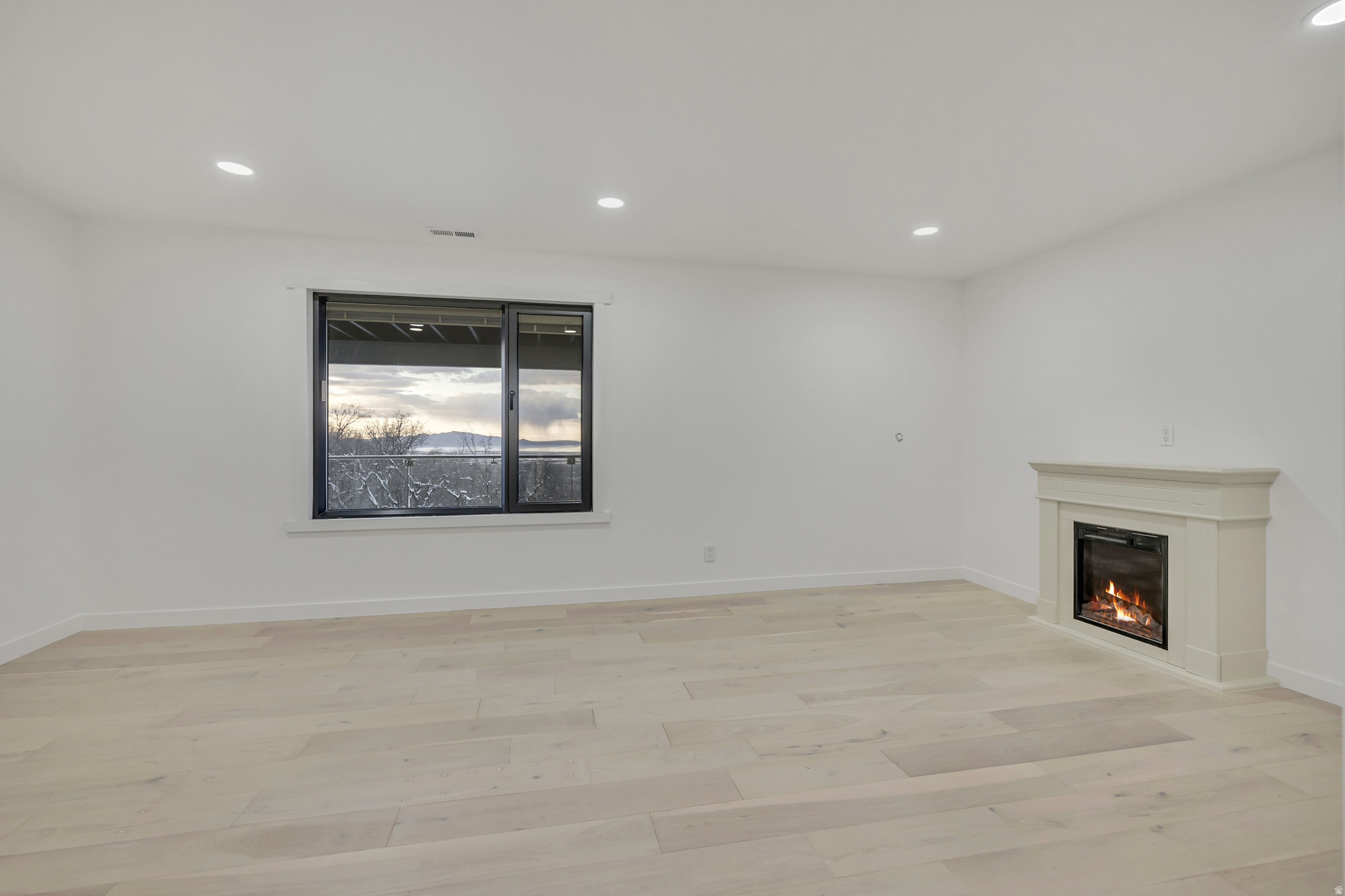 MAPLE COVE - Residential