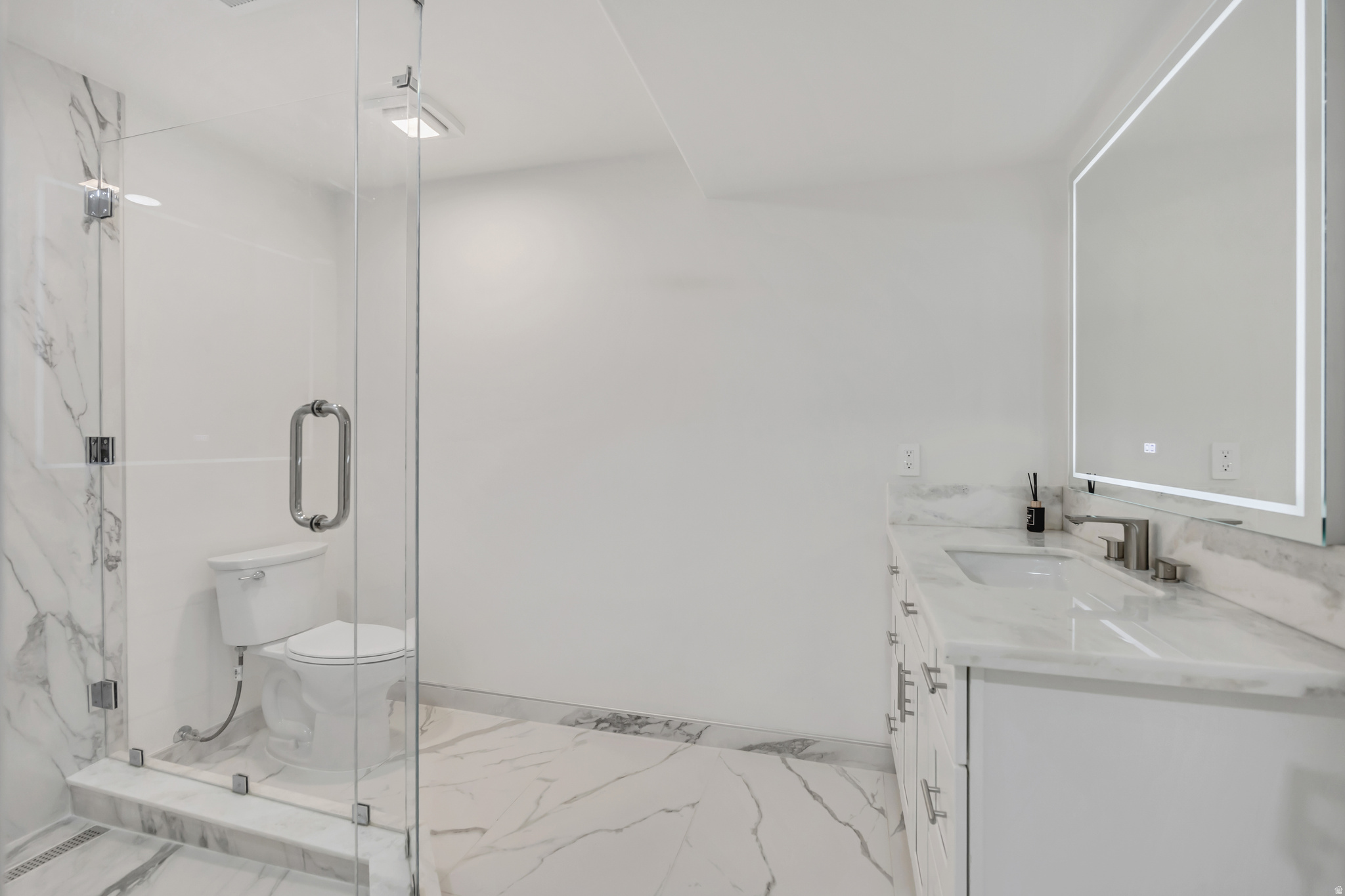 MAPLE COVE - Residential