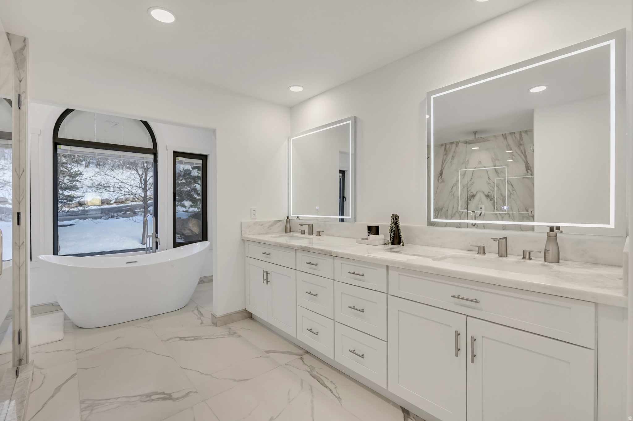 MAPLE COVE - Residential