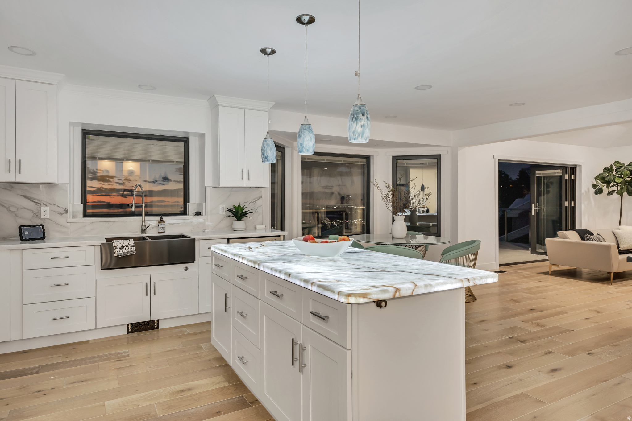 MAPLE COVE - Residential