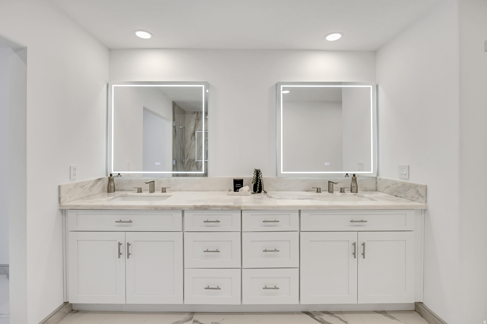 MAPLE COVE - Residential