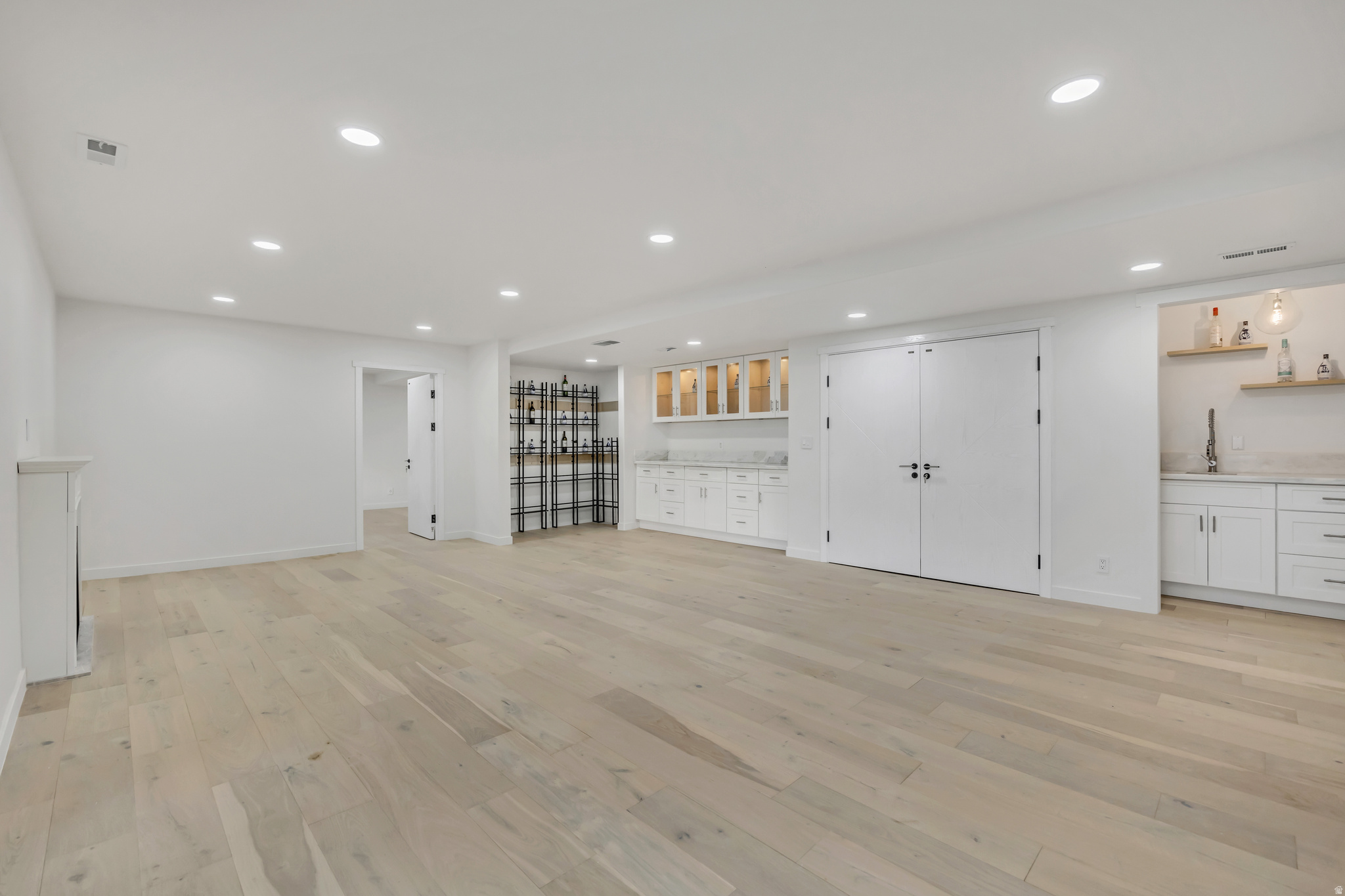 MAPLE COVE - Residential