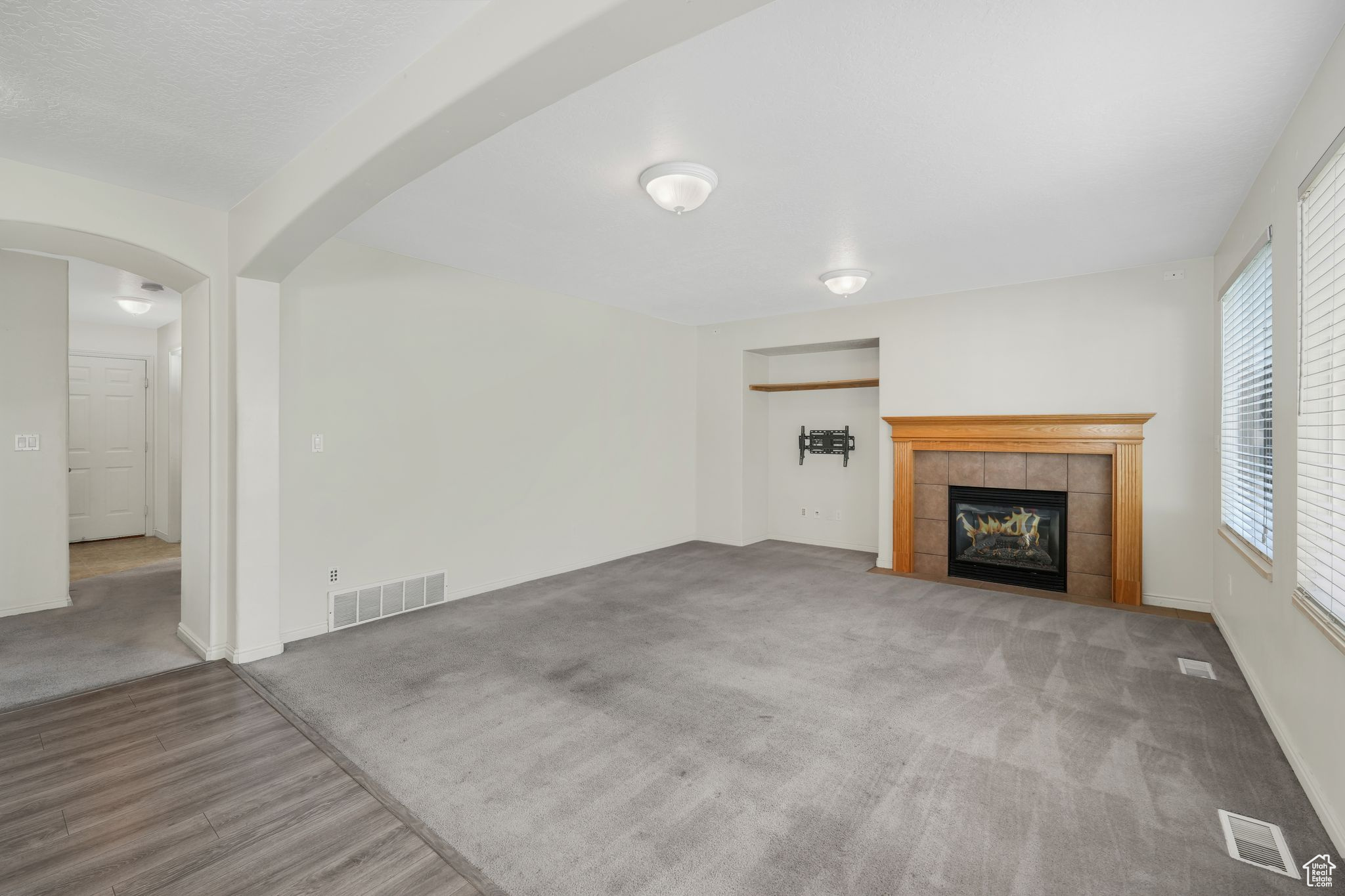 FOX POINTE - Residential