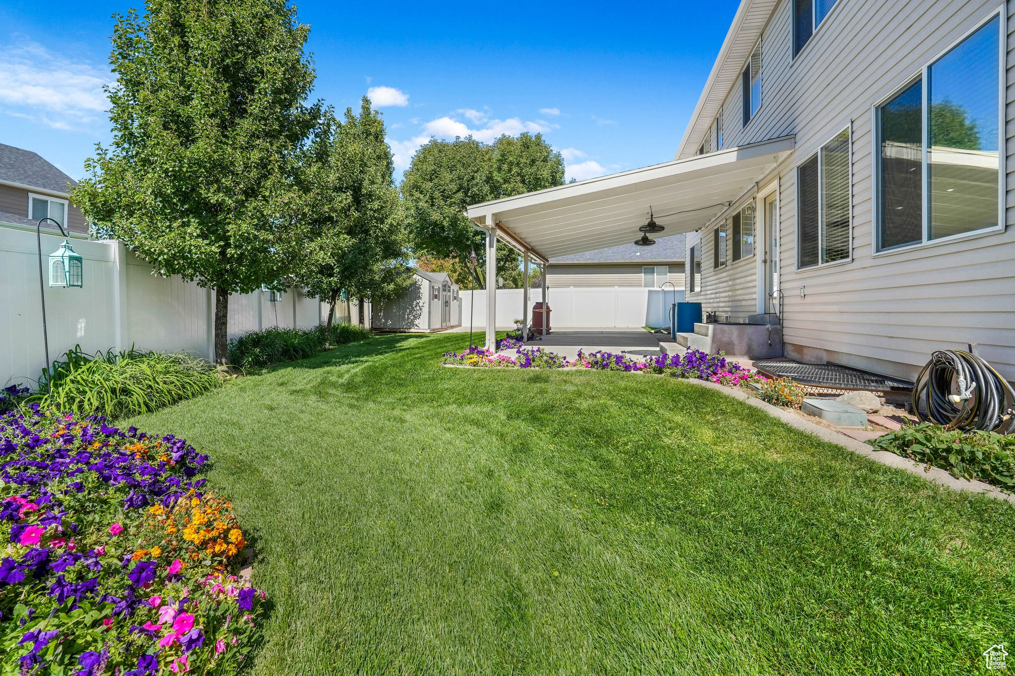 FOX POINTE - Residential