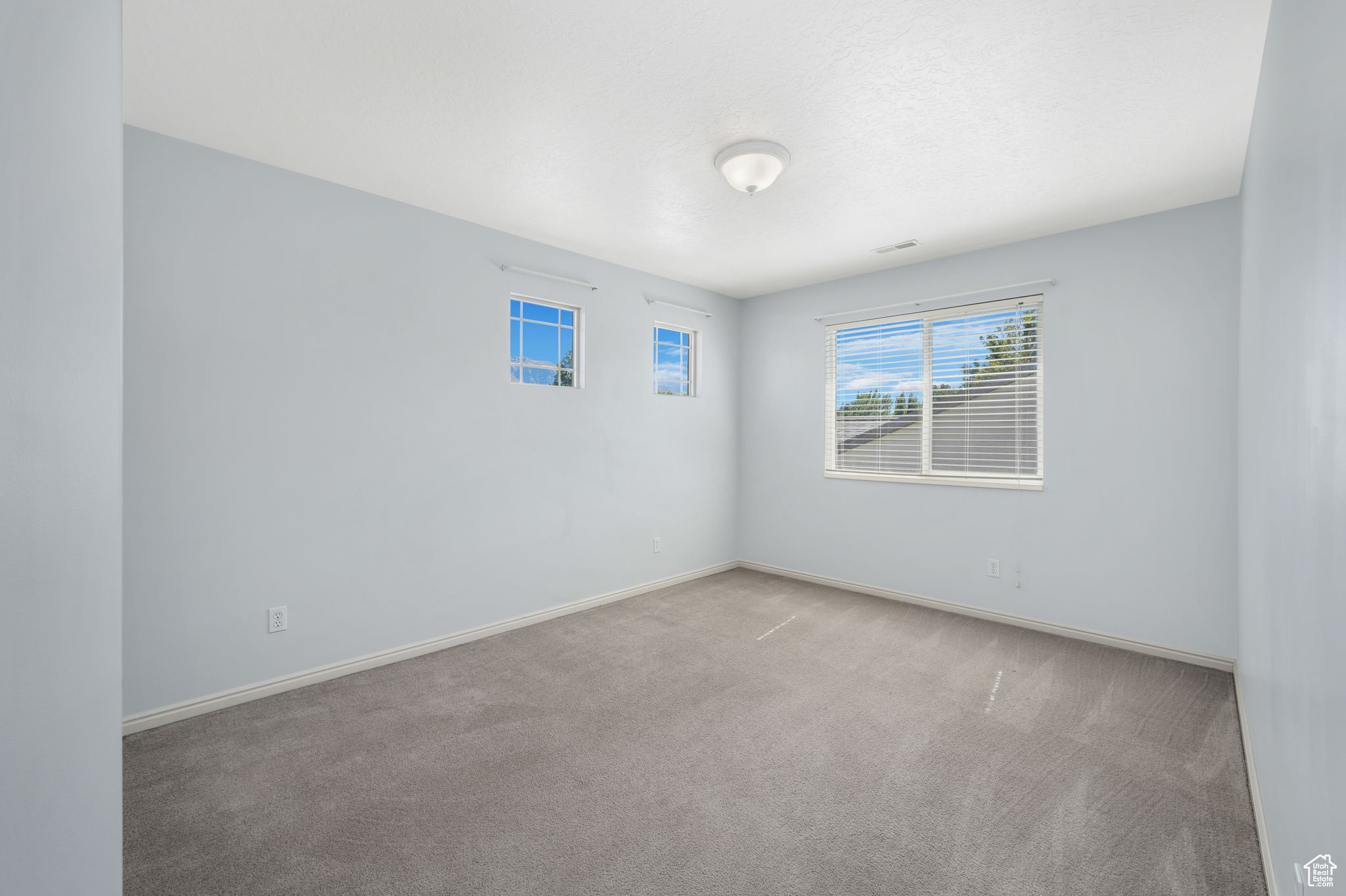 FOX POINTE - Residential
