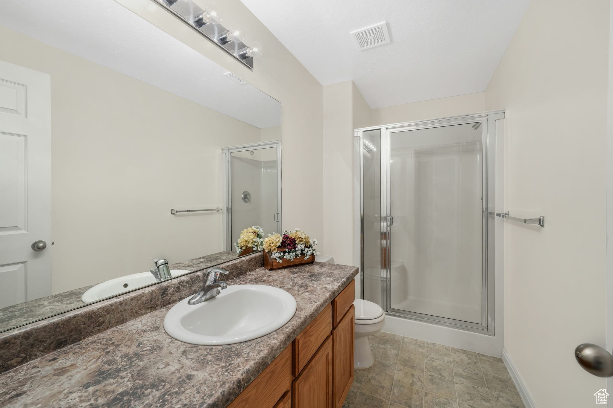 FOX POINTE - Residential