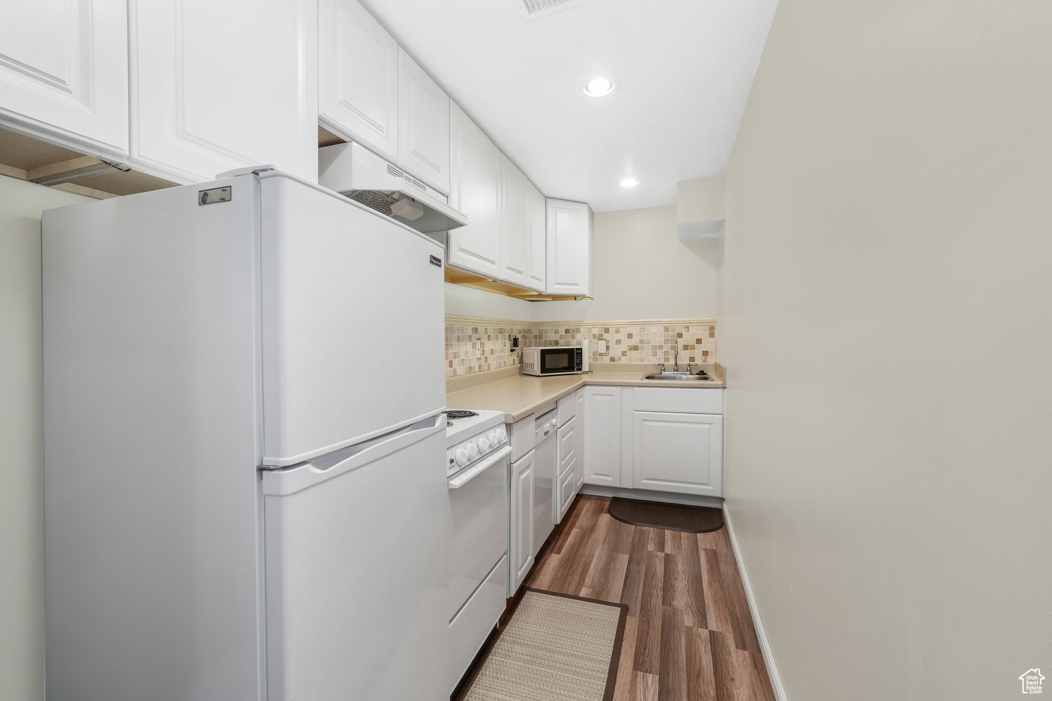FOX POINTE - Residential