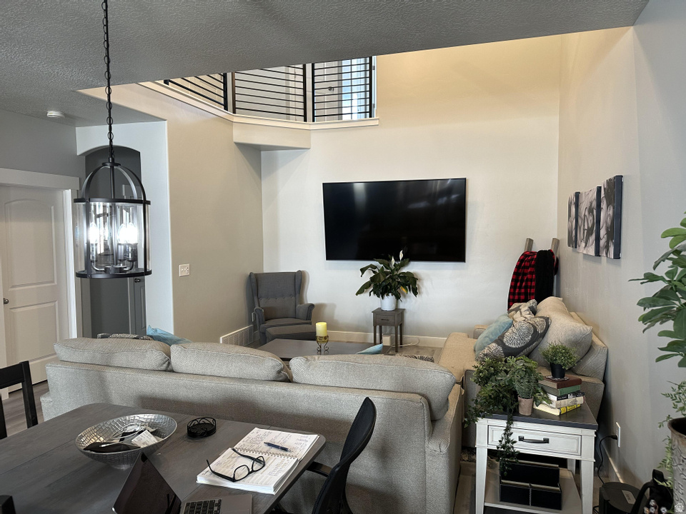 GARDNER POINT - Residential