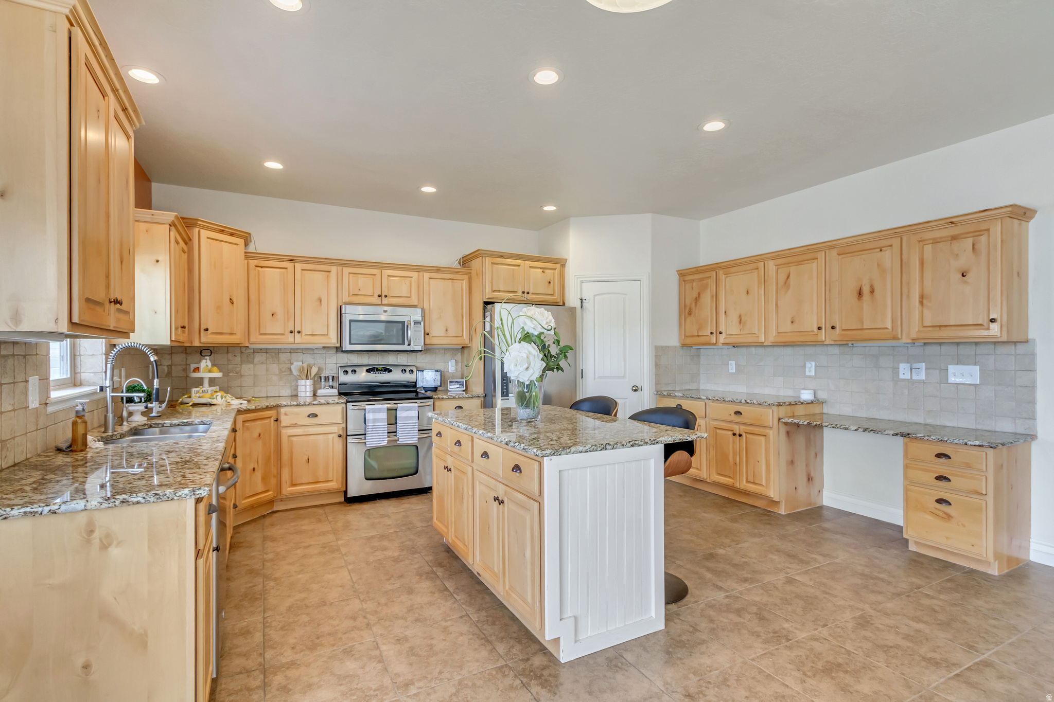 WESTVIEW - Residential