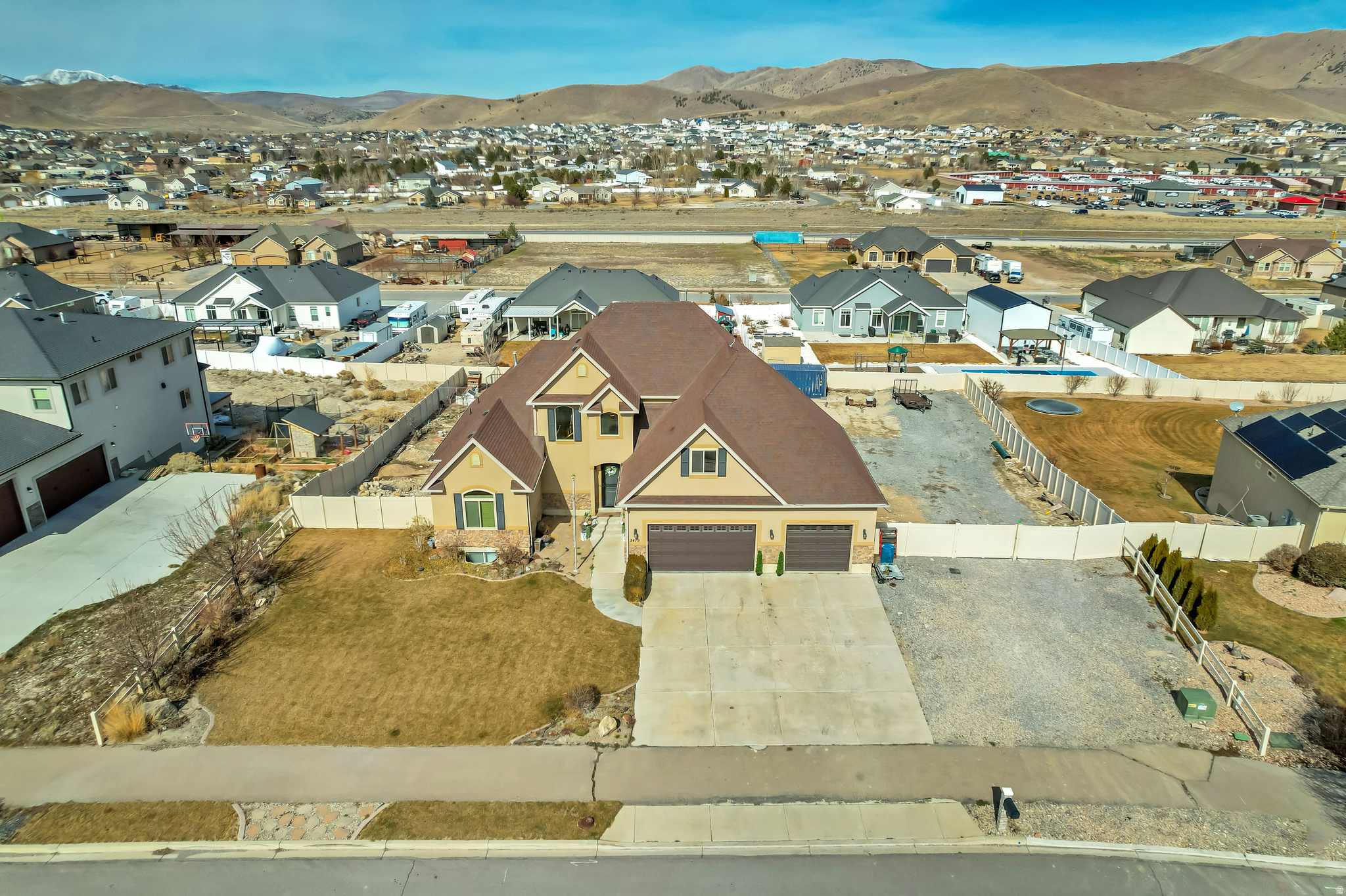 WESTVIEW - Residential