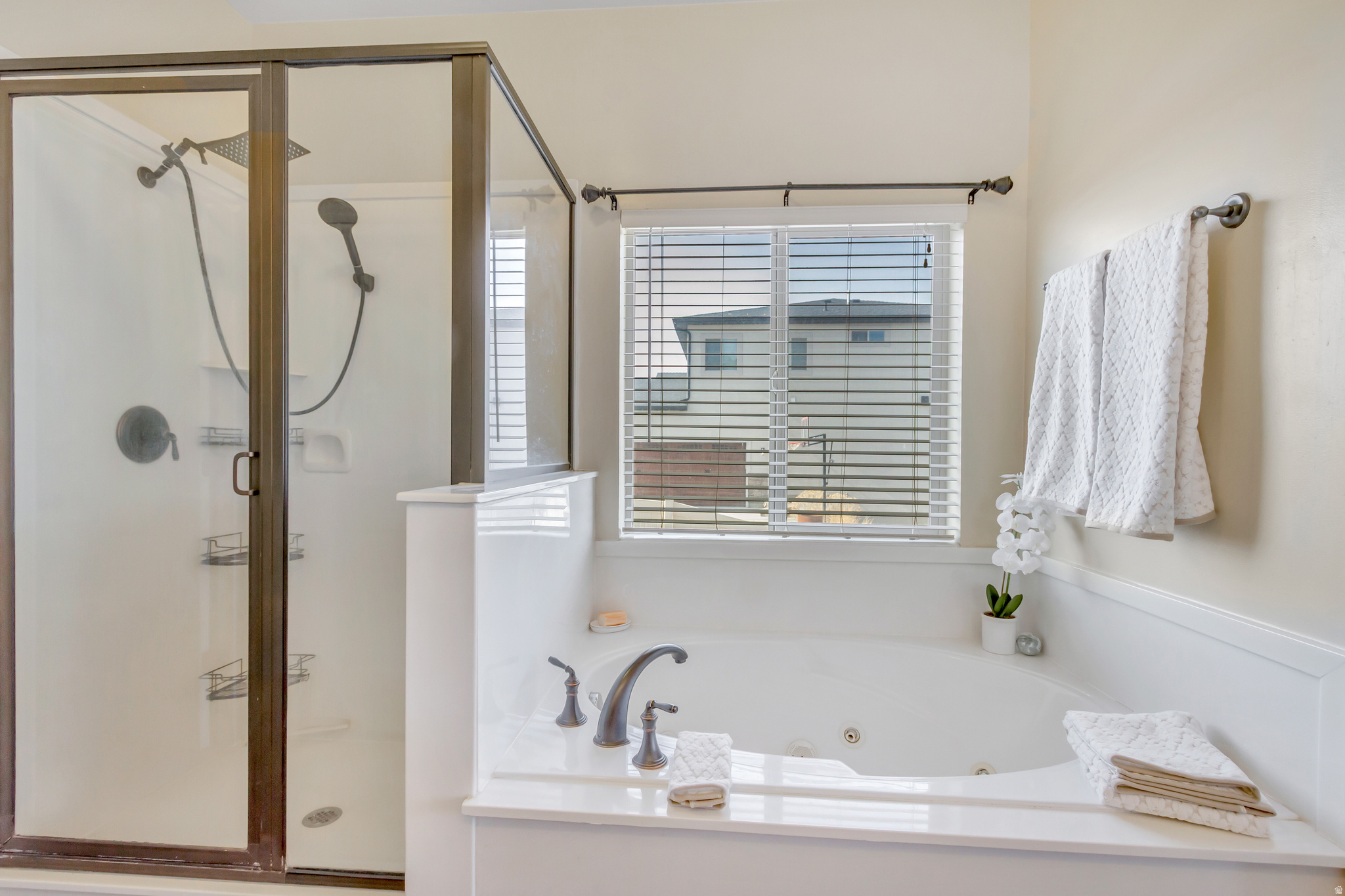 WESTVIEW - Residential