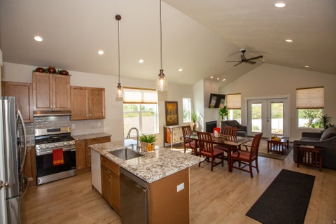 Tiny photo for 7428 E 900 S, Huntsville, UT 84317 (MLS # 2180941)