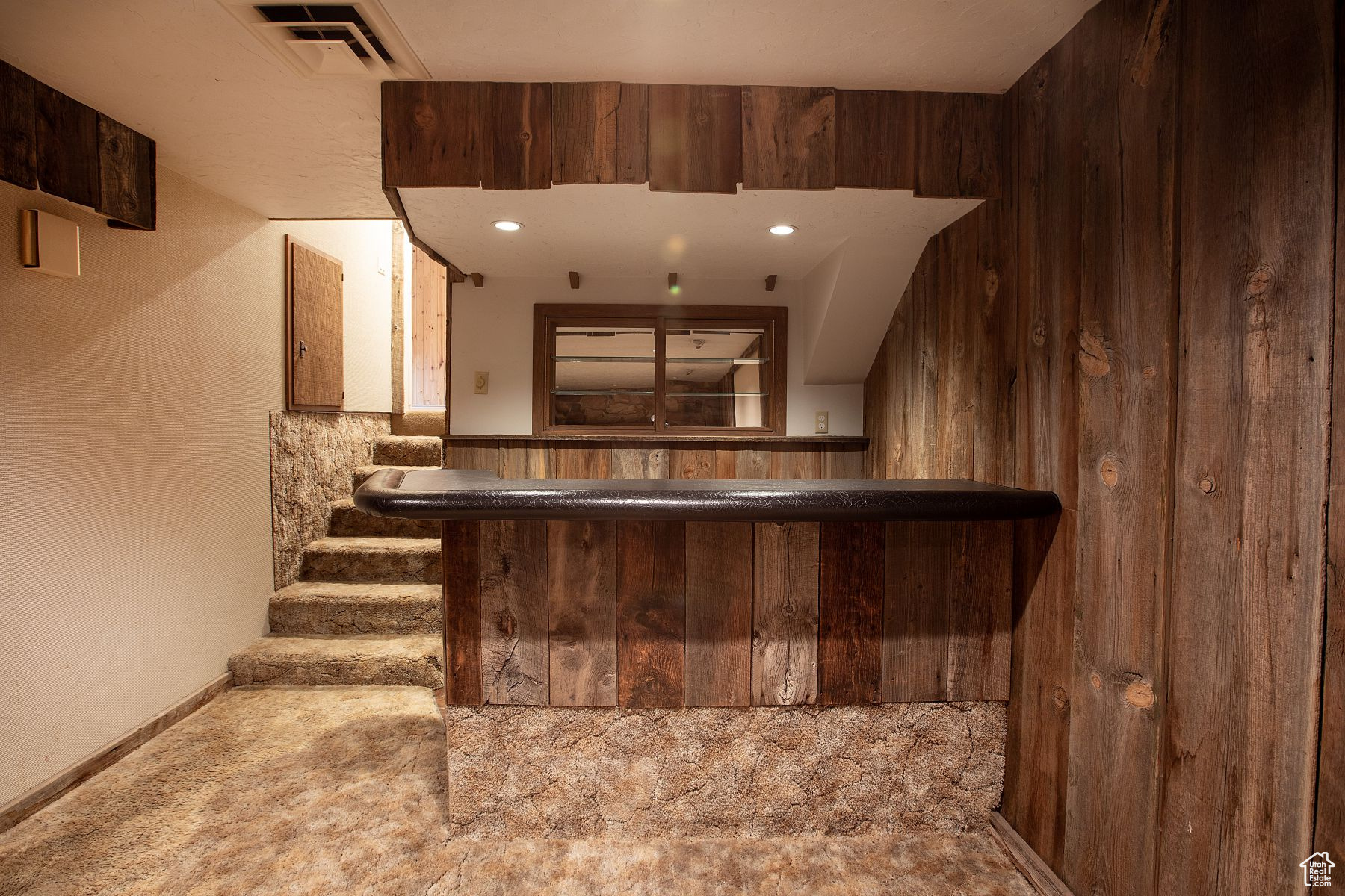 Centerville, Utah 84014, United States, 4 Bedrooms Bedrooms, ,2 BathroomsBathrooms,Residential,Pending,86397