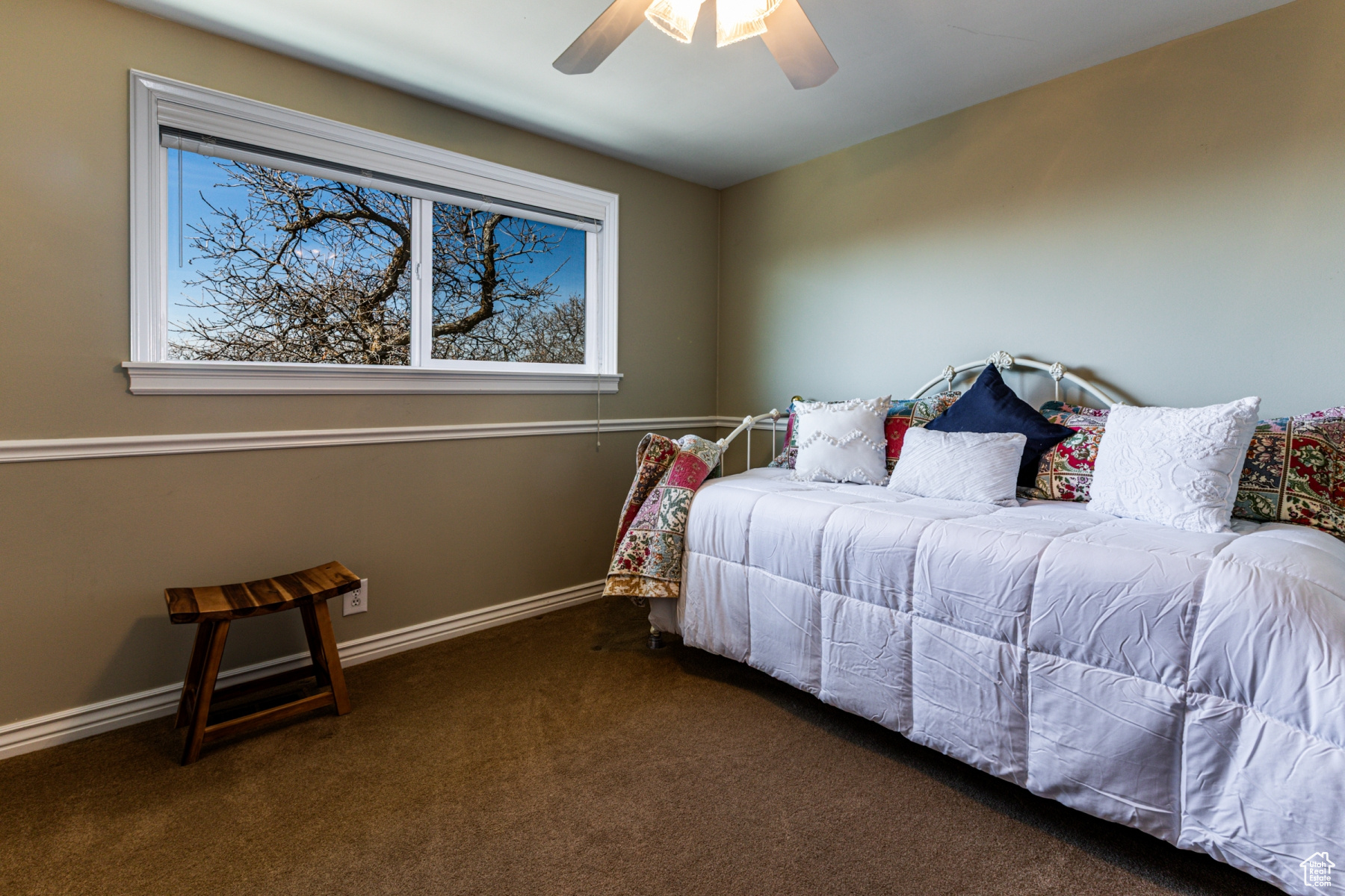 Centerville, Utah 84014, United States, 4 Bedrooms Bedrooms, ,2 BathroomsBathrooms,Residential,Pending,86397