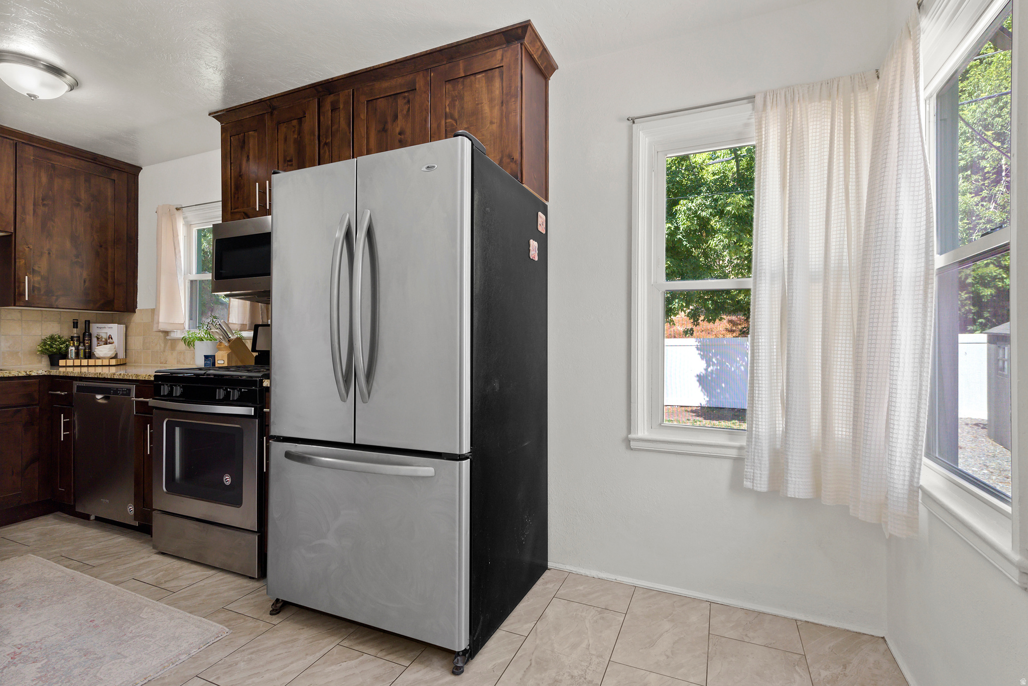 BROOKSIDE - Residential